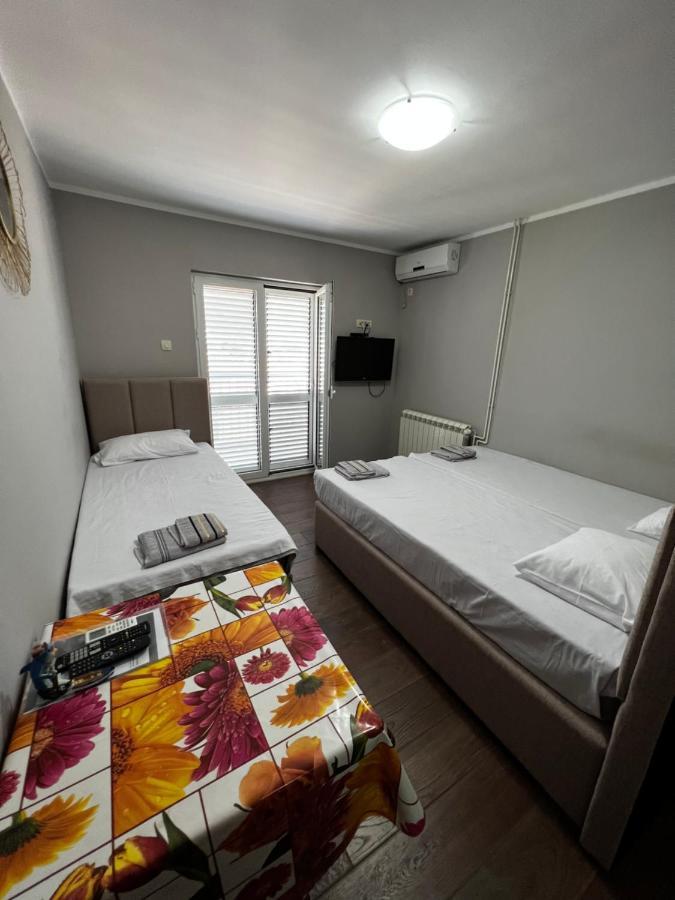 Guest House Mrvaljevic Budva Exterior foto