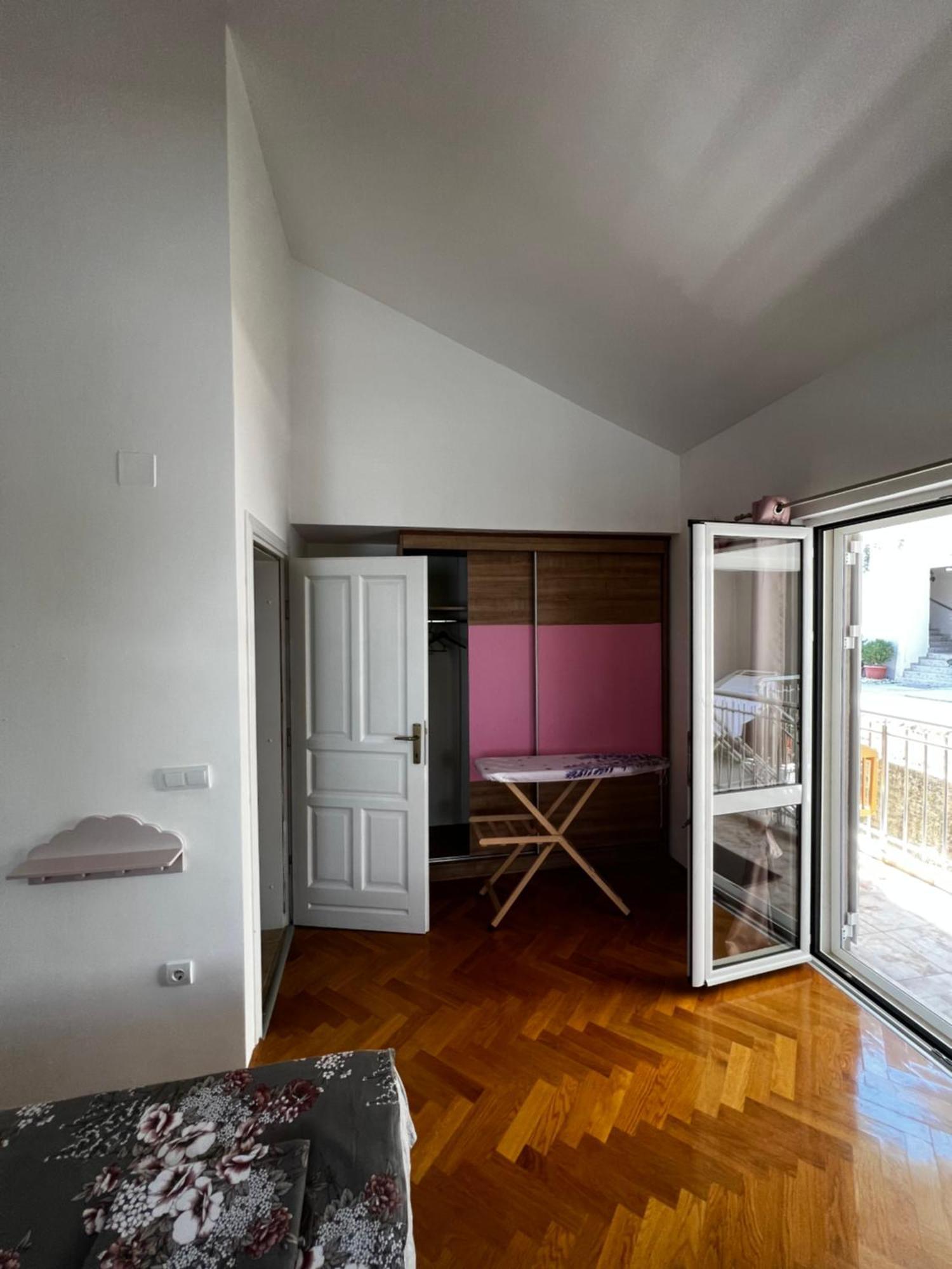 Guest House Mrvaljevic Budva Exterior foto